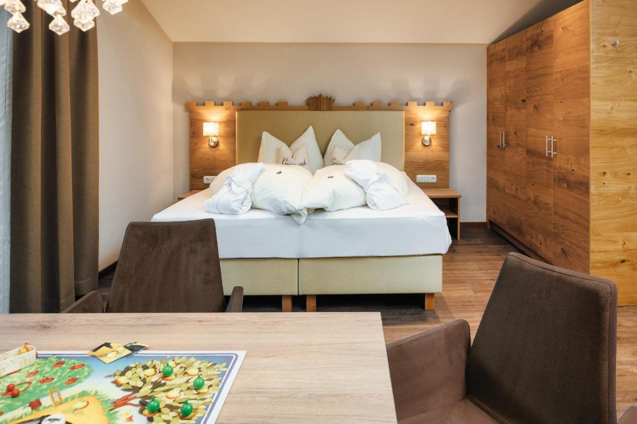 Kinderhotel Laderhof ラディス エクステリア 写真
