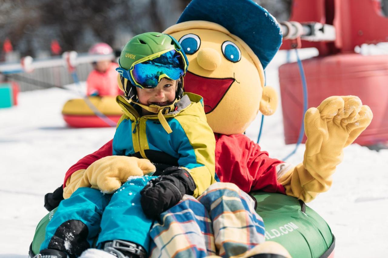 Kinderhotel Laderhof ラディス エクステリア 写真