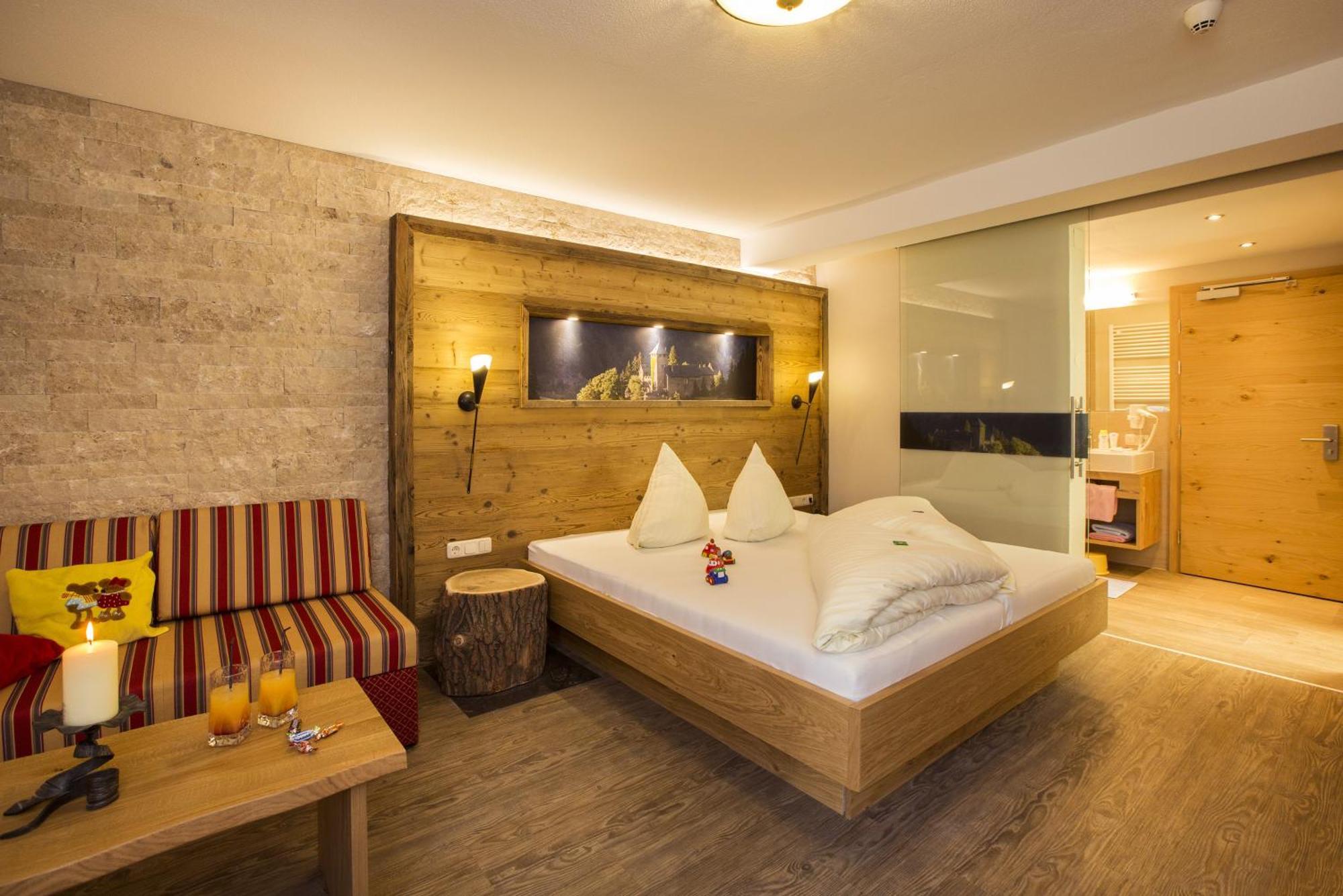 Kinderhotel Laderhof ラディス 部屋 写真