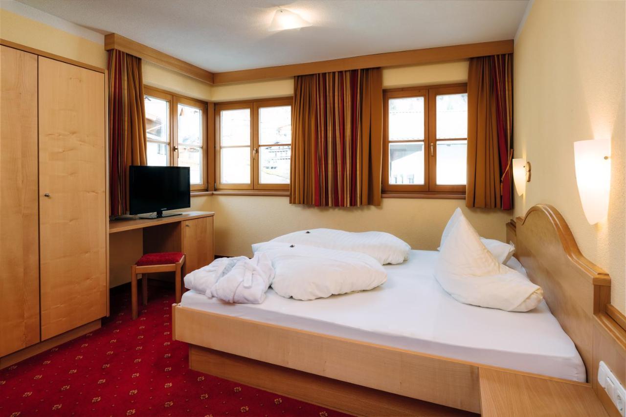 Kinderhotel Laderhof ラディス エクステリア 写真